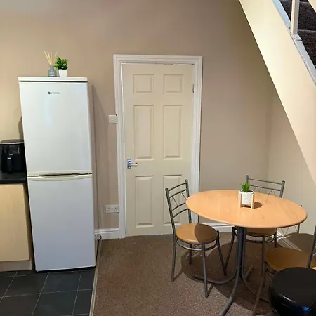 Contractor Stay, Comftorable & Affordable